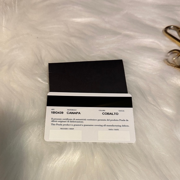 Authentic Prada Canapa - Picture 12 of 12